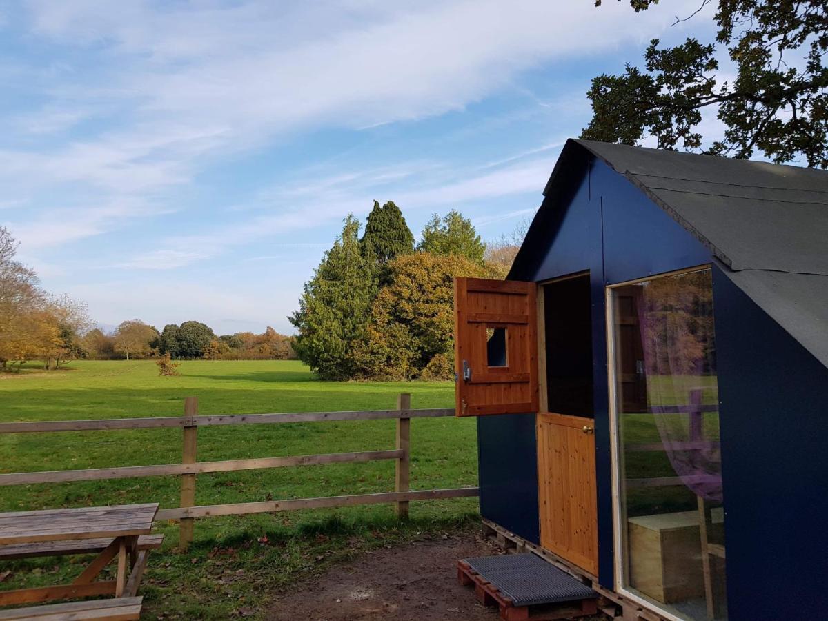 Bell Tent Glamping At Royal Victoria Country Park Southampton Exterior foto